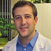 Matthew De La Rionda, DDS - Cosmetic Dentist