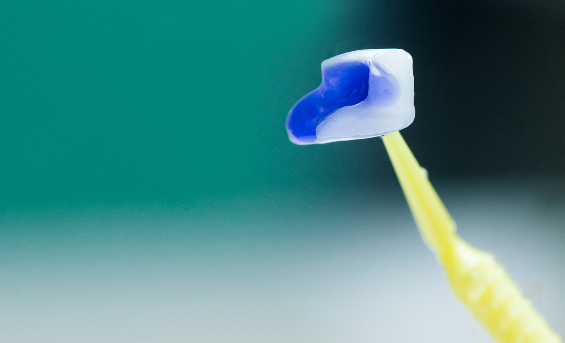 Edentulous Full-Arch Implant Treatment Planning: Evaluating Fixed vs Removable Options - Burbank Dental Lab